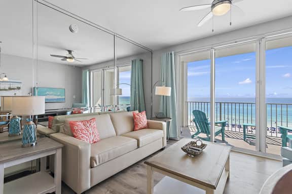 Beachfront Condo with Spectacular Gulf Views - Image 4